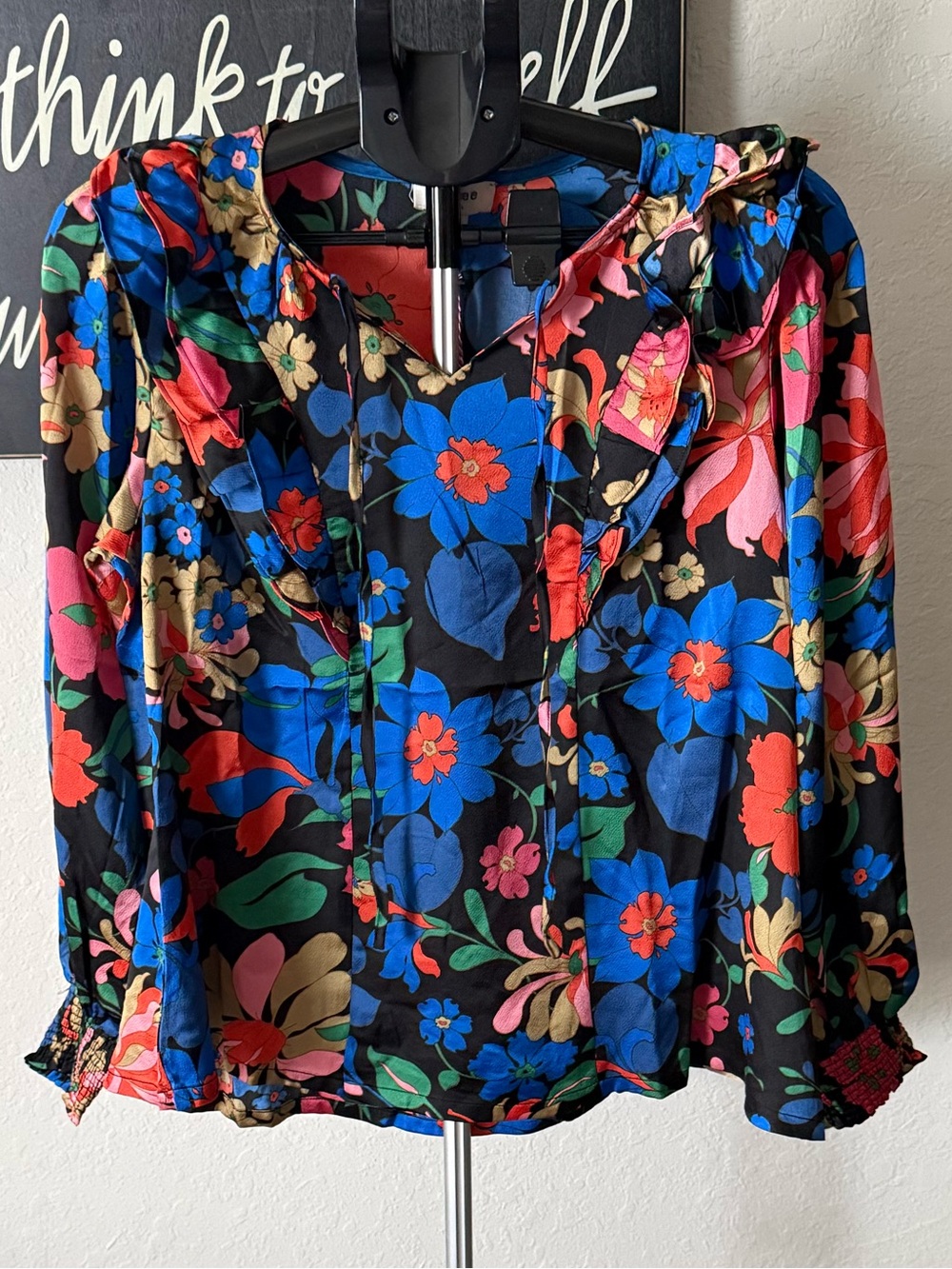 Umgee Black Floral Print V-Neck Blouse with Multicolor Flowers NWT